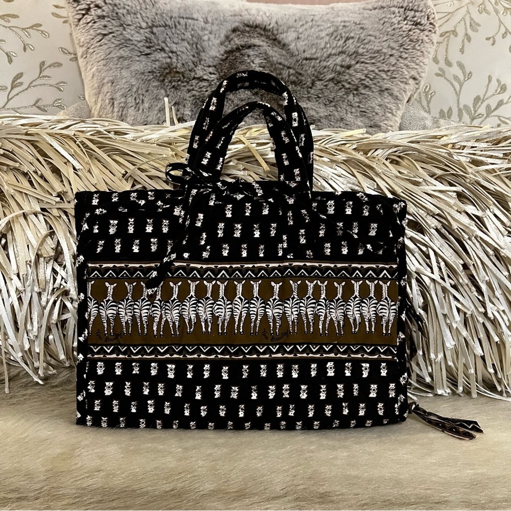 Vintage VERA BRADLEY Zebras 2001 Trifold Travel Hanging Toiletries Bag Black Y2K